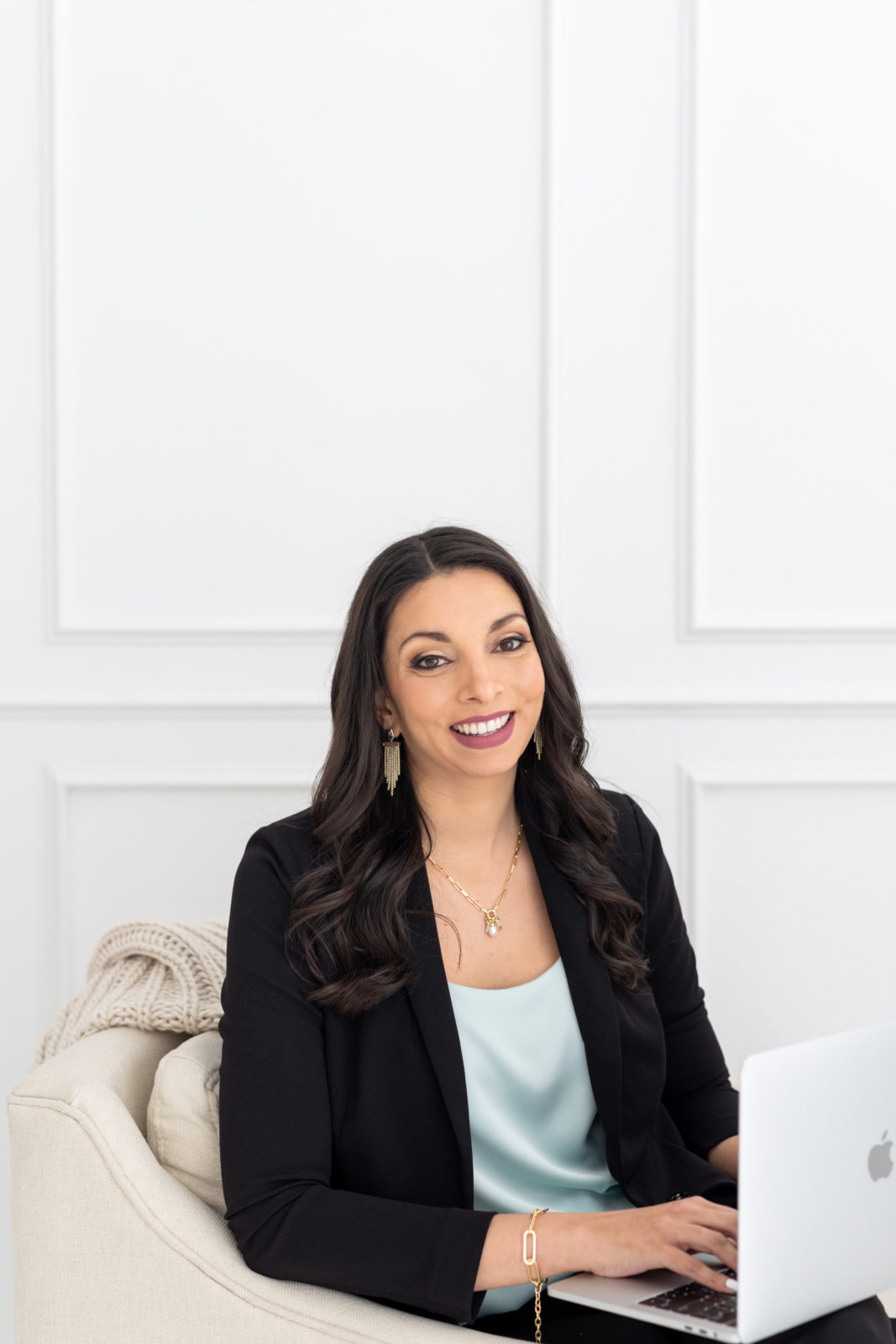 Zero to $700k Net Worth (START INVESTING and break the cycle of poverty